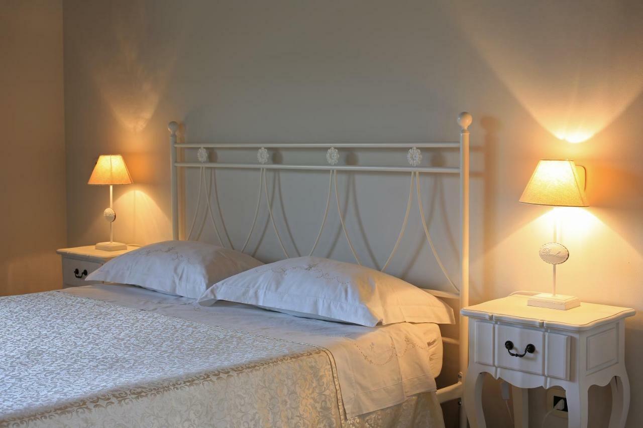 Casale Madeccia Guest House Sonnino Exterior photo